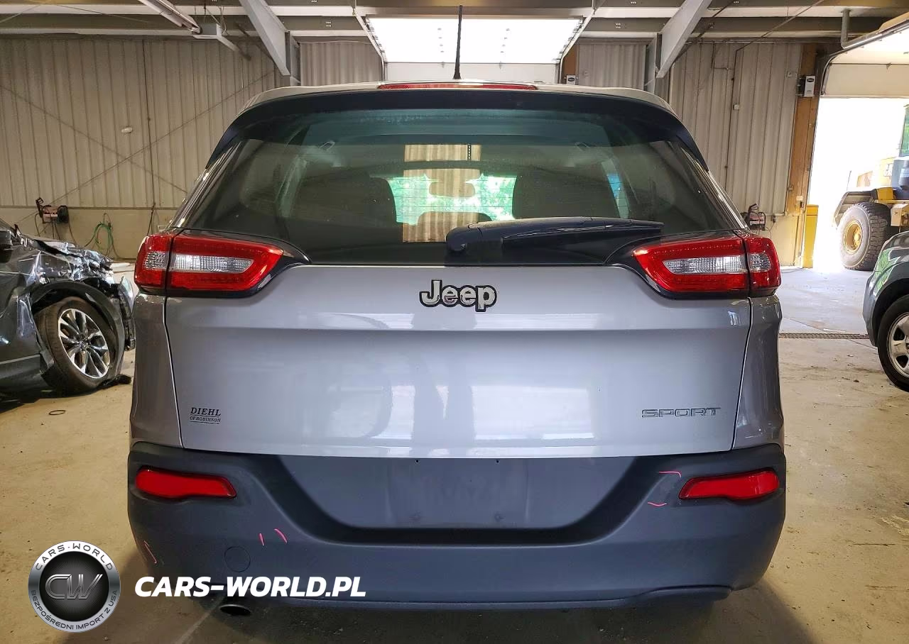 2015 Jeep Cherokee Sport VIN:1C4PJLAB8FW506369 - 6