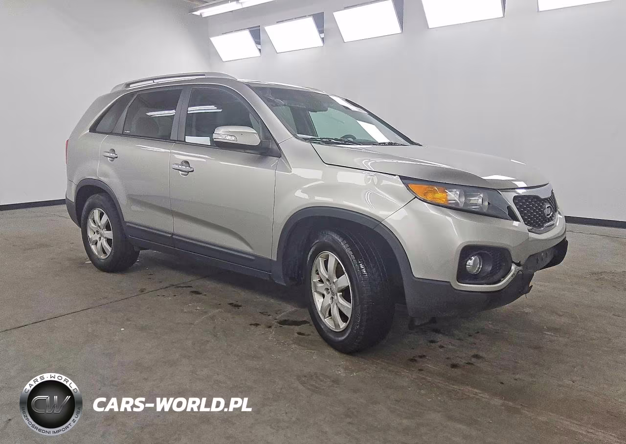 2013 Kia Sorento Lx VIN:5XYKT3A61DG345719 - 4