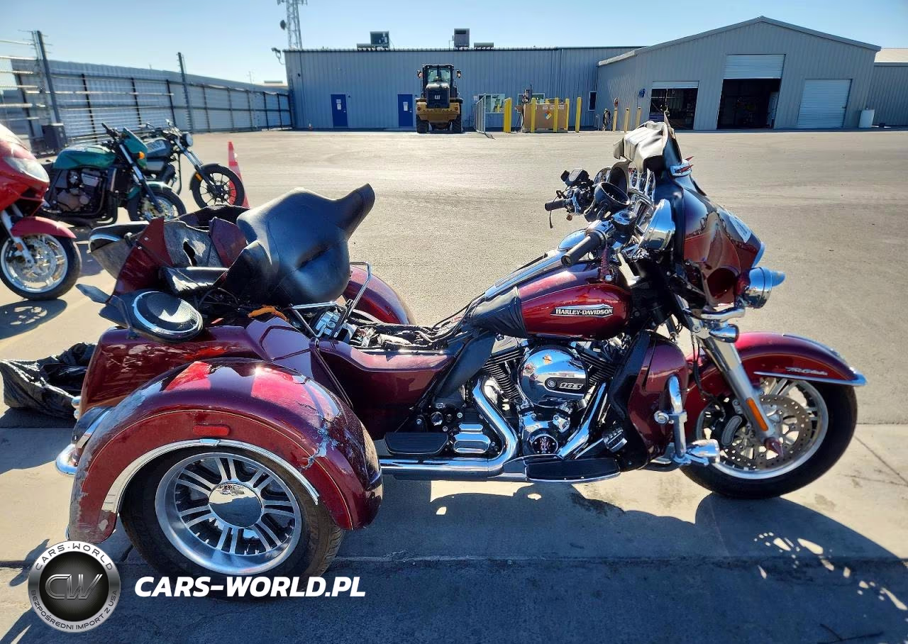 2016 Harley-Davidson Flhtcutg Tri Glide Ultra