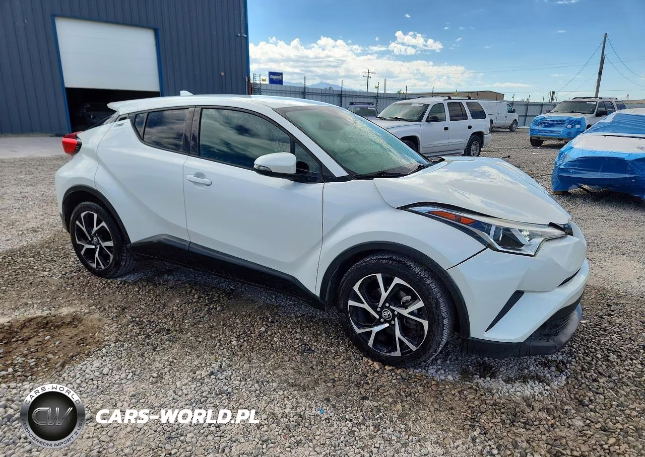 2018 Toyota C-Hr Xle Premium VIN:NMTKHMBX4JR027671 - 4