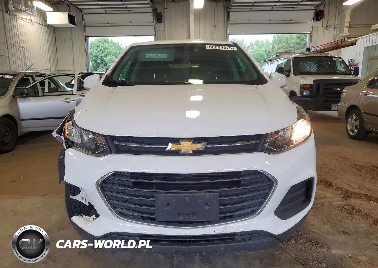 2019 Chevrolet Trax Ls VIN:3GNCJNSB1KL227359 - 5