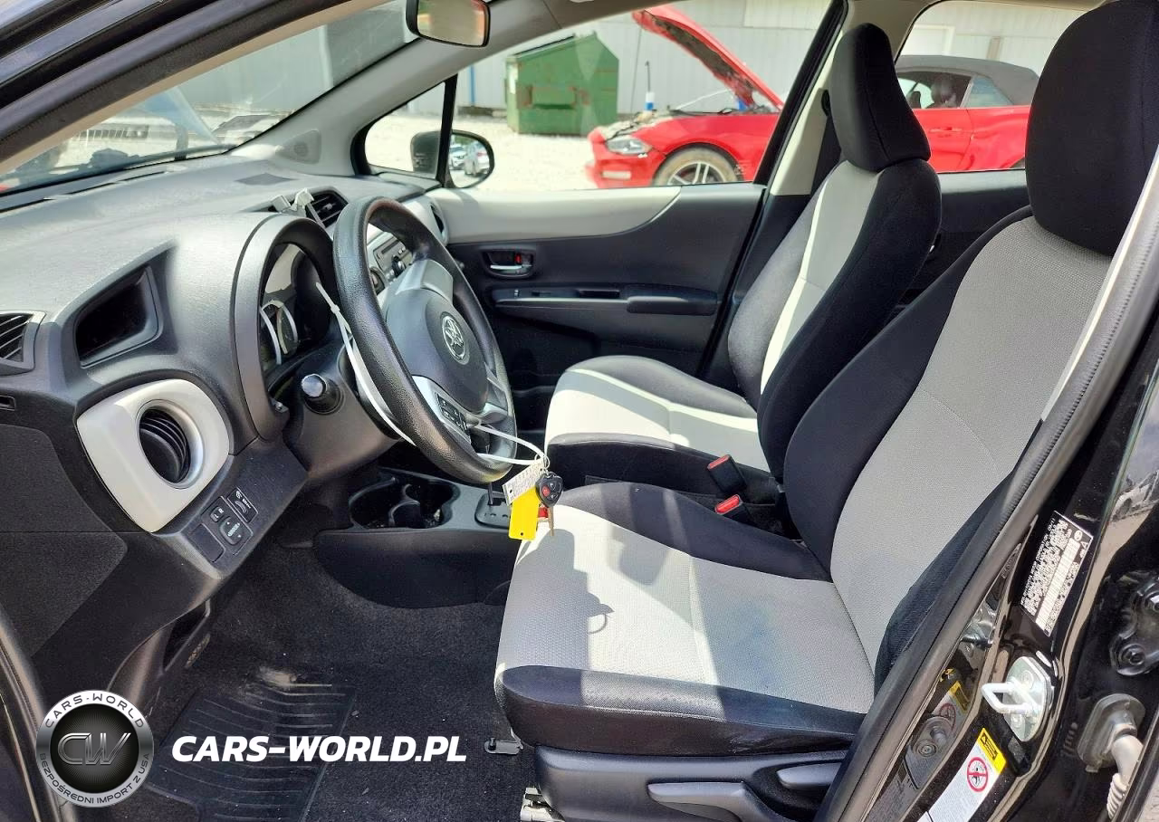 2012 Toyota Yaris 5-Door Le VIN:JTDKTUD38CD504742 - 7