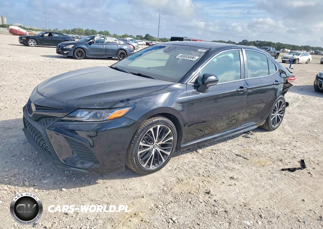 2019 Toyota Camry Se – zdjęcie 1 z 12