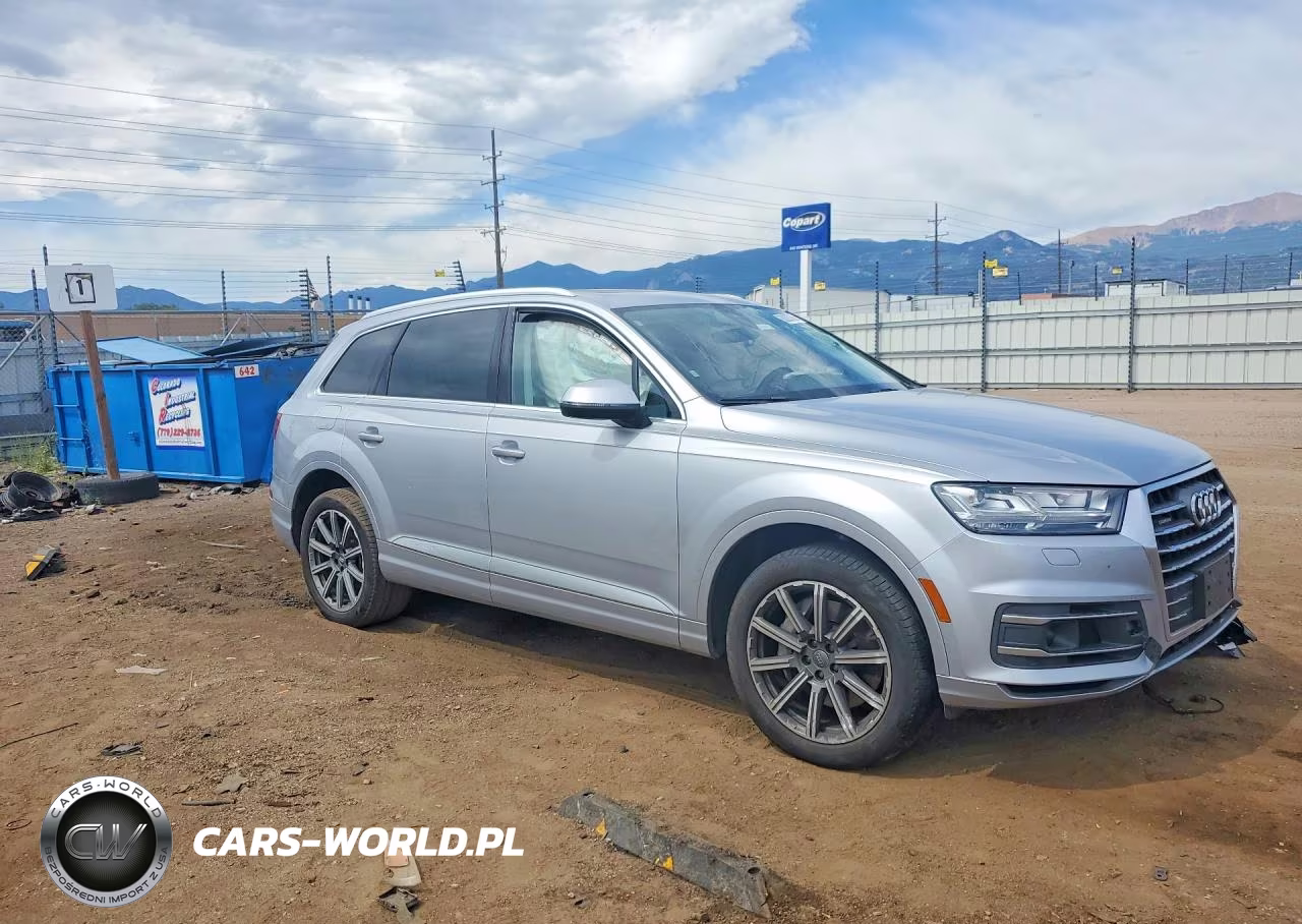 2018 Audi Q7 Prestige VIN:WA1VAAF75JD015305 - 4