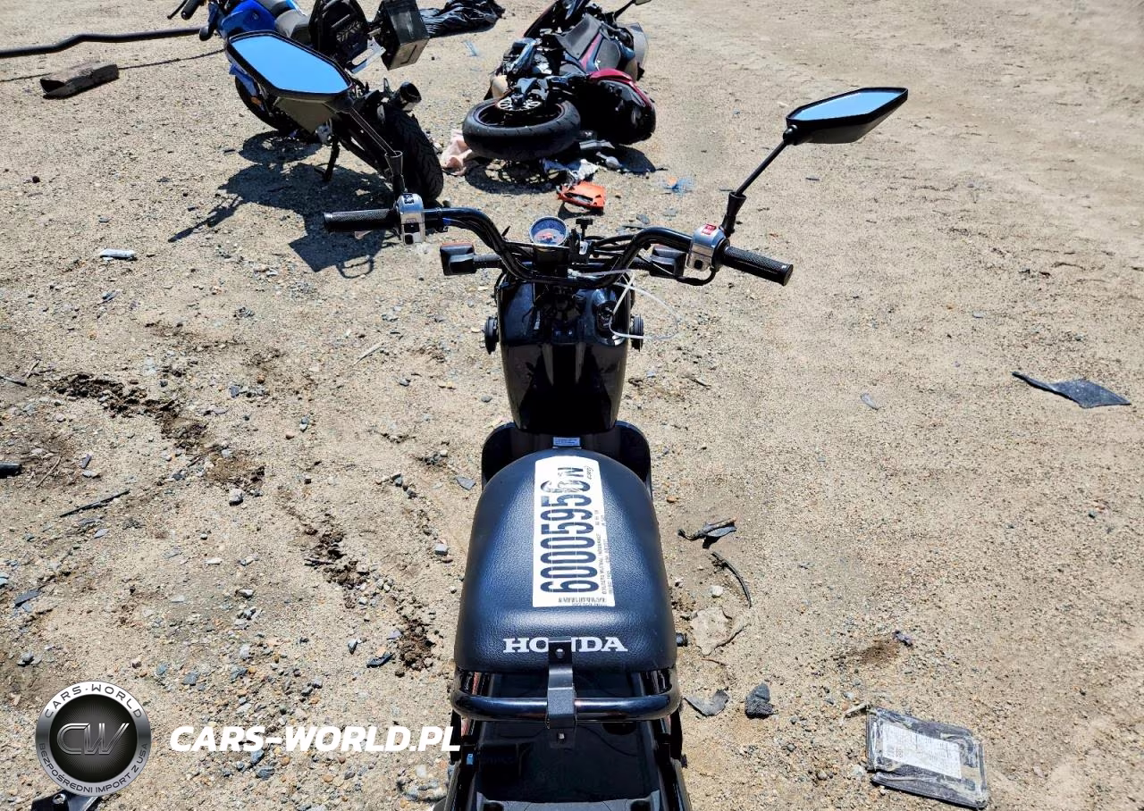 2017 Honda Nps50 VIN:JH2AF5815HK504323 - 6