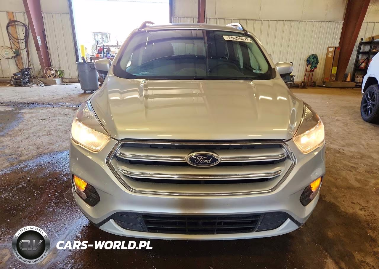 2018 Ford Escape Se VIN:1FMCU9GDXJUB39704 - 5
