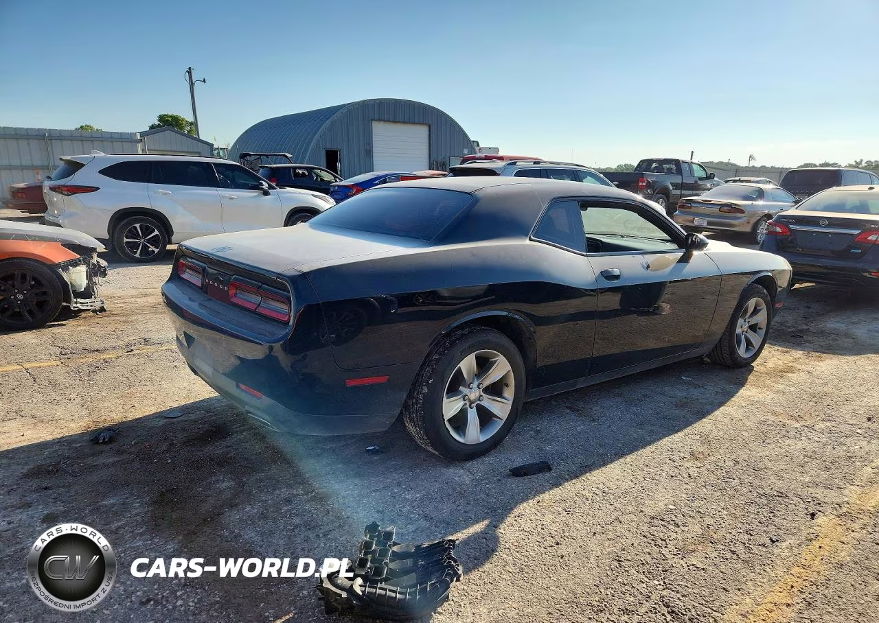 2017 Dodge Challenger Sxt VIN:2C3CDZAG5HH572744 - 3