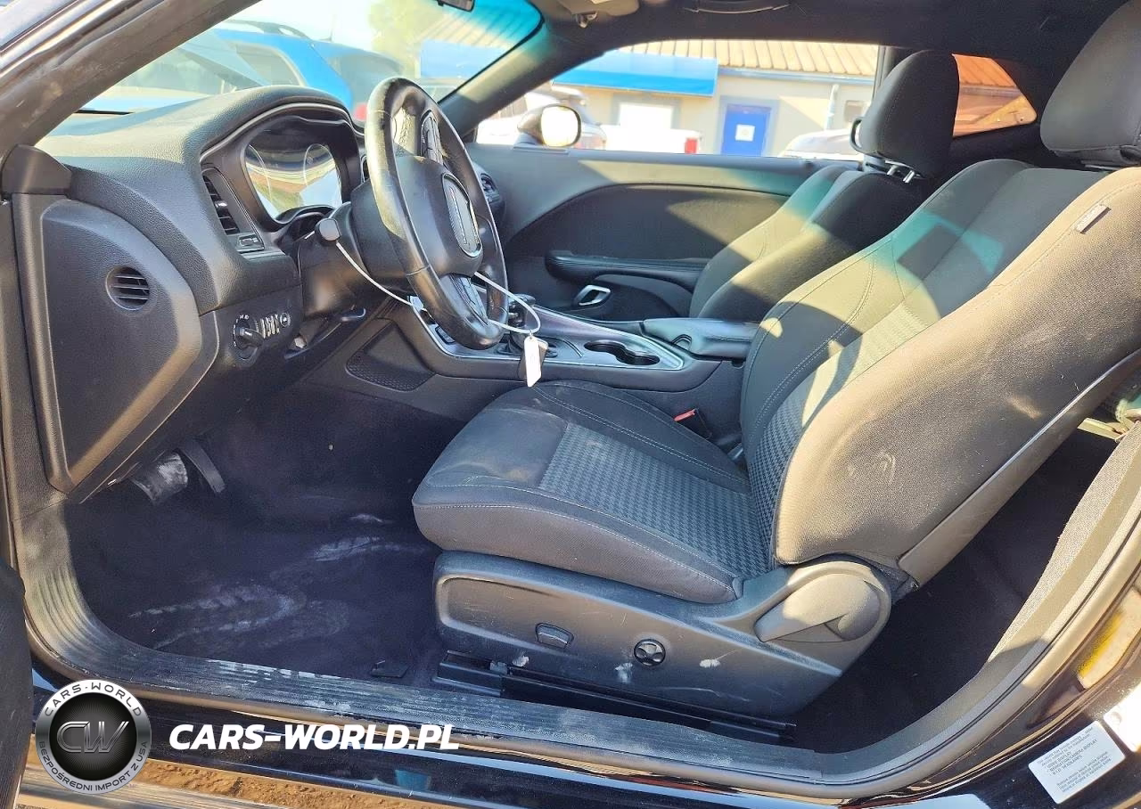 2017 Dodge Challenger Sxt VIN:2C3CDZAG5HH572744 - 7