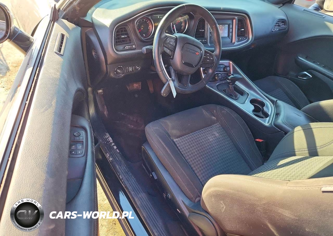 2017 Dodge Challenger Sxt VIN:2C3CDZAG5HH572744 - 8