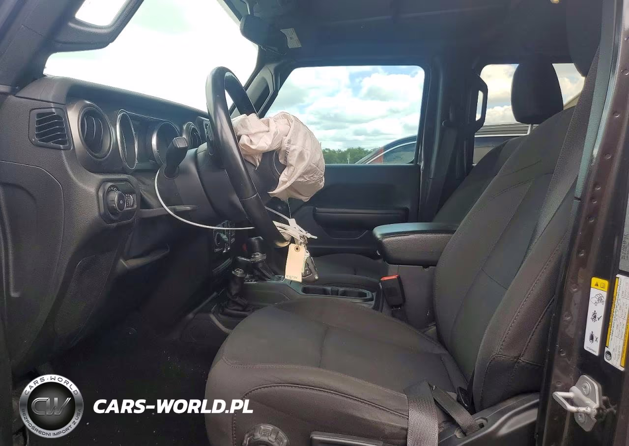 2020 Jeep Wrangler Unlimited Sport VIN:1C4HJXDG0LW105512 - 7