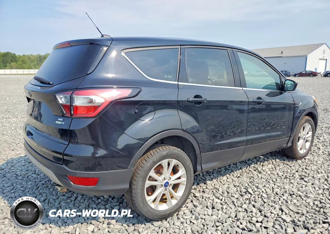 2017 Ford Escape Se VIN:1FMCU9GD2HUF00398 - 3