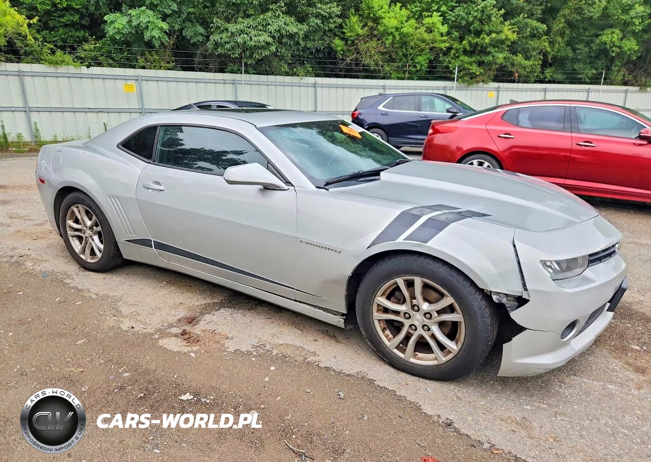 2015 Chevrolet Camaro Lt VIN:2G1FD1E35F9237050 - 4