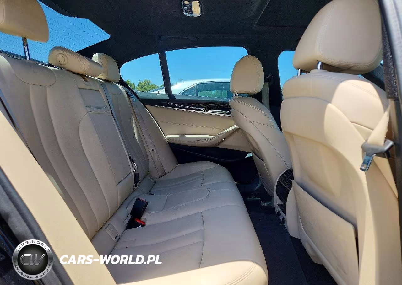 2018 BMW 530E VIN:WBAJA9C58JB252031 - 10