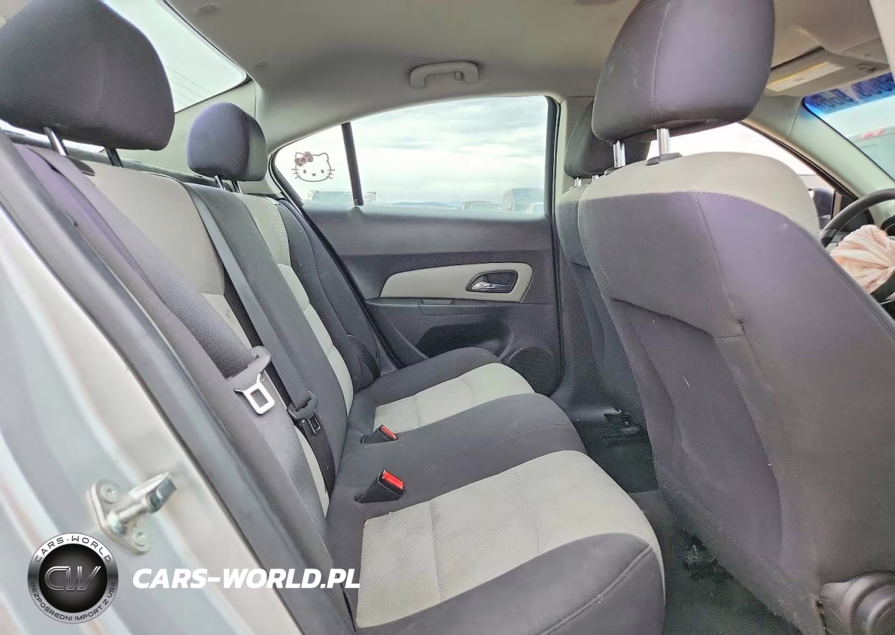 2015 Chevrolet Cruze Ls VIN:1G1PA5SH5F7123474 - 10