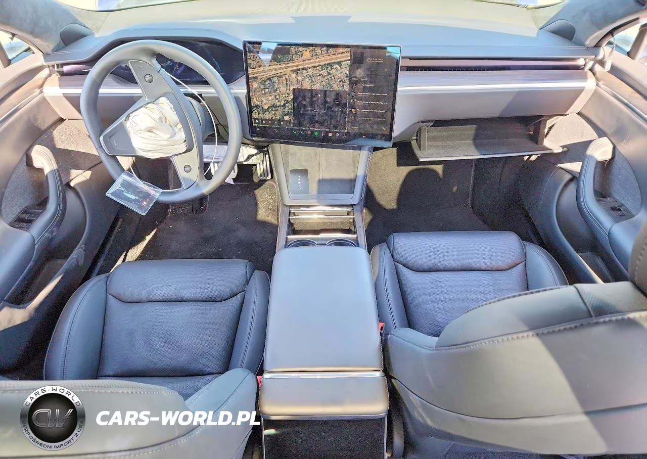 2023 Tesla Model S VIN:5YJSA1E57PF529330 - 8