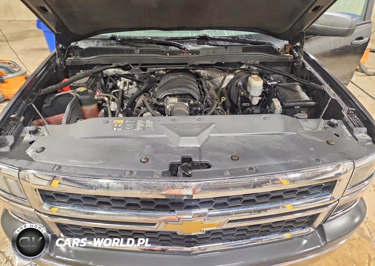 2015 Chevrolet Silverado K1500 VIN:3GCUKPEC2FG223068 - 11