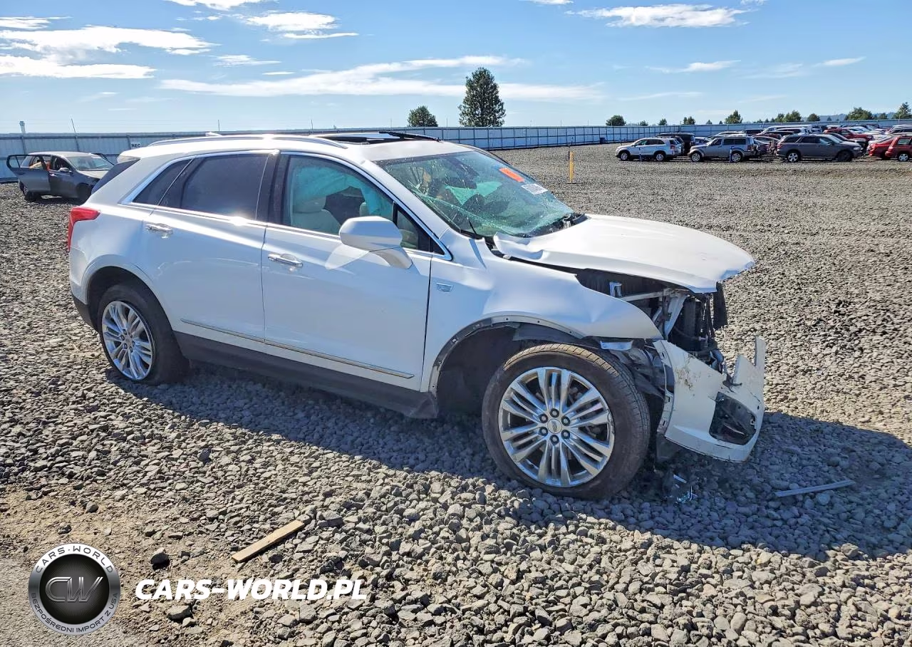 2017 Cadillac Xt5 Premium Luxury VIN:1GYKNERS4HZ105010 - 4