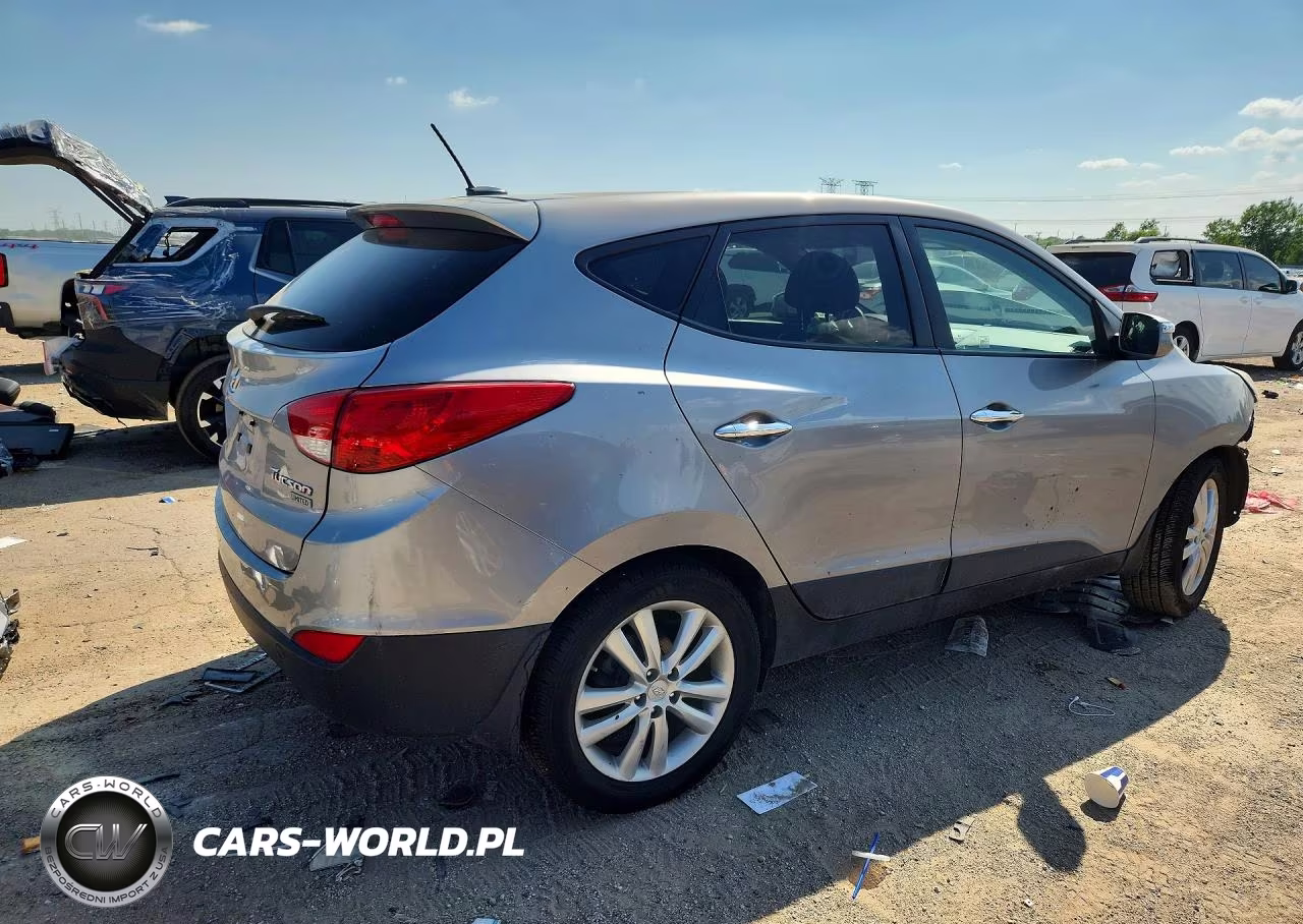 2012 Hyundai Tucson Limited VIN:KM8JU3AC1CU467469 - 3