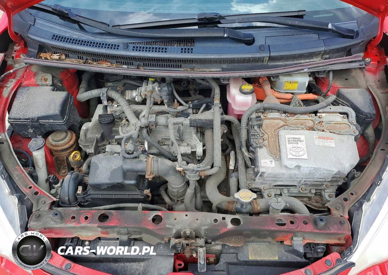 2012 Toyota Prius C Three VIN:JTDKDTB31C1021590 - 11