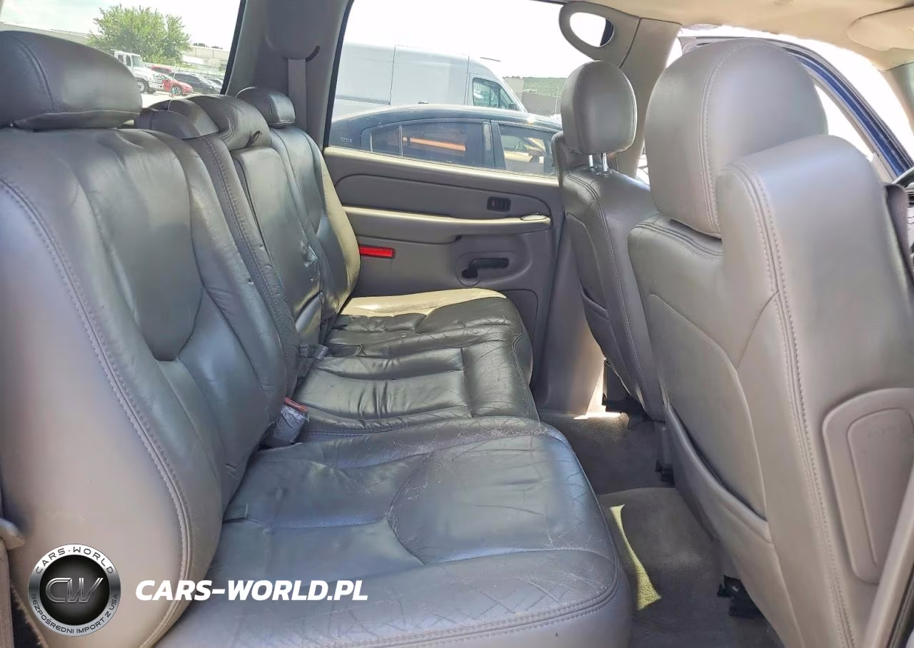 2004 Chevrolet Suburban C1500 VIN:1GNEC16Z34J124103 - 11