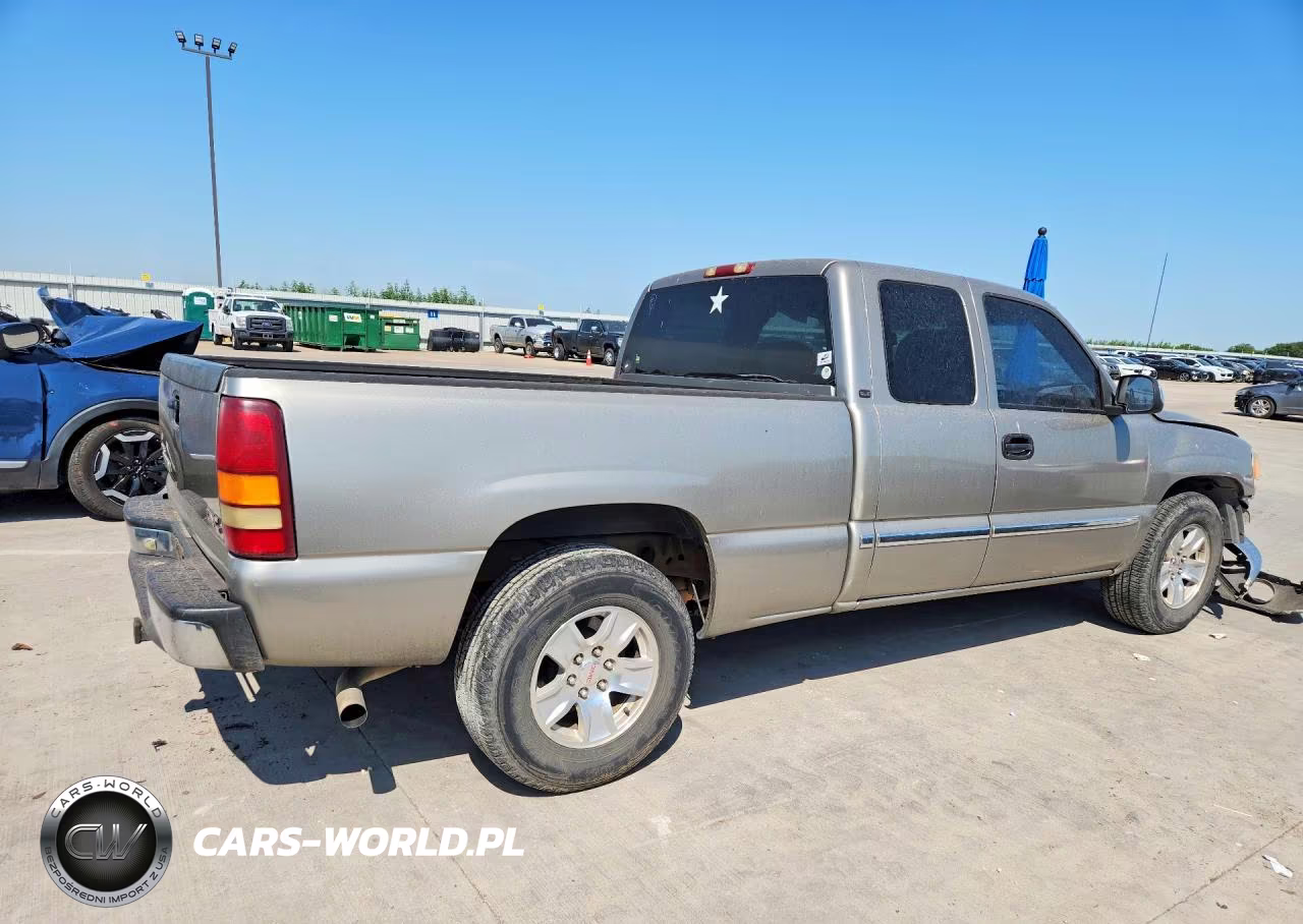 2002 GMC New Sierra C1500 VIN:2GTEC19V421130033 - 3