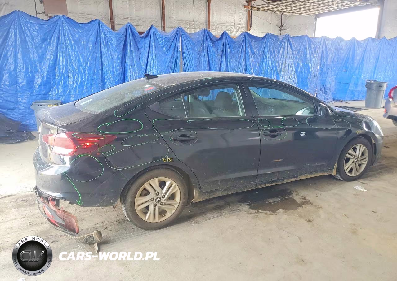 2020 Hyundai Elantra Sel VIN:5NPD84LFXLH571858 - 3