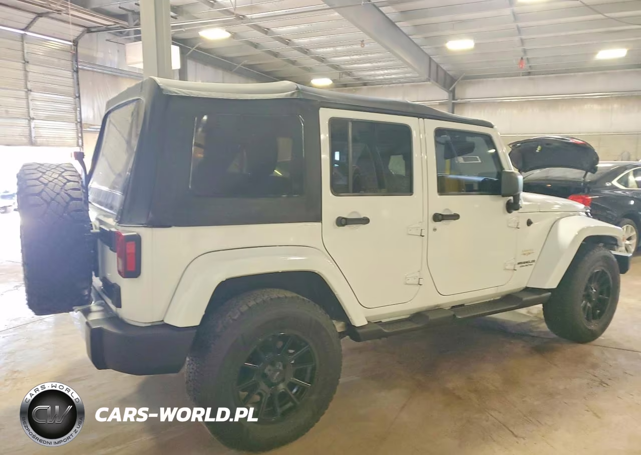 2011 Jeep Wrangler Unlimited Sahara VIN:1J4HA5H11BL595236 - 3