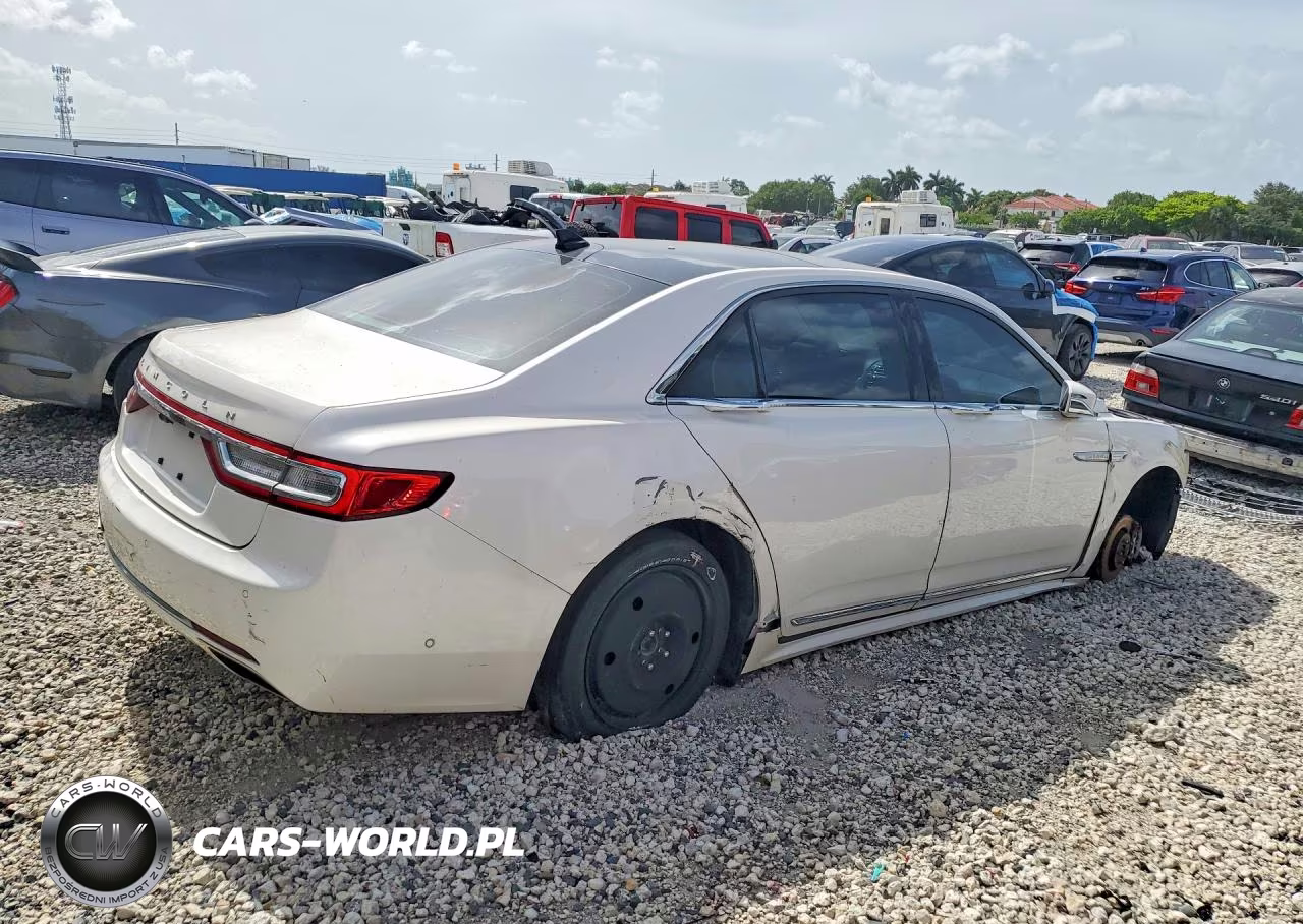 2018 Lincoln Continental Reserve VIN:1LN6L9NC4J5617751 - 3