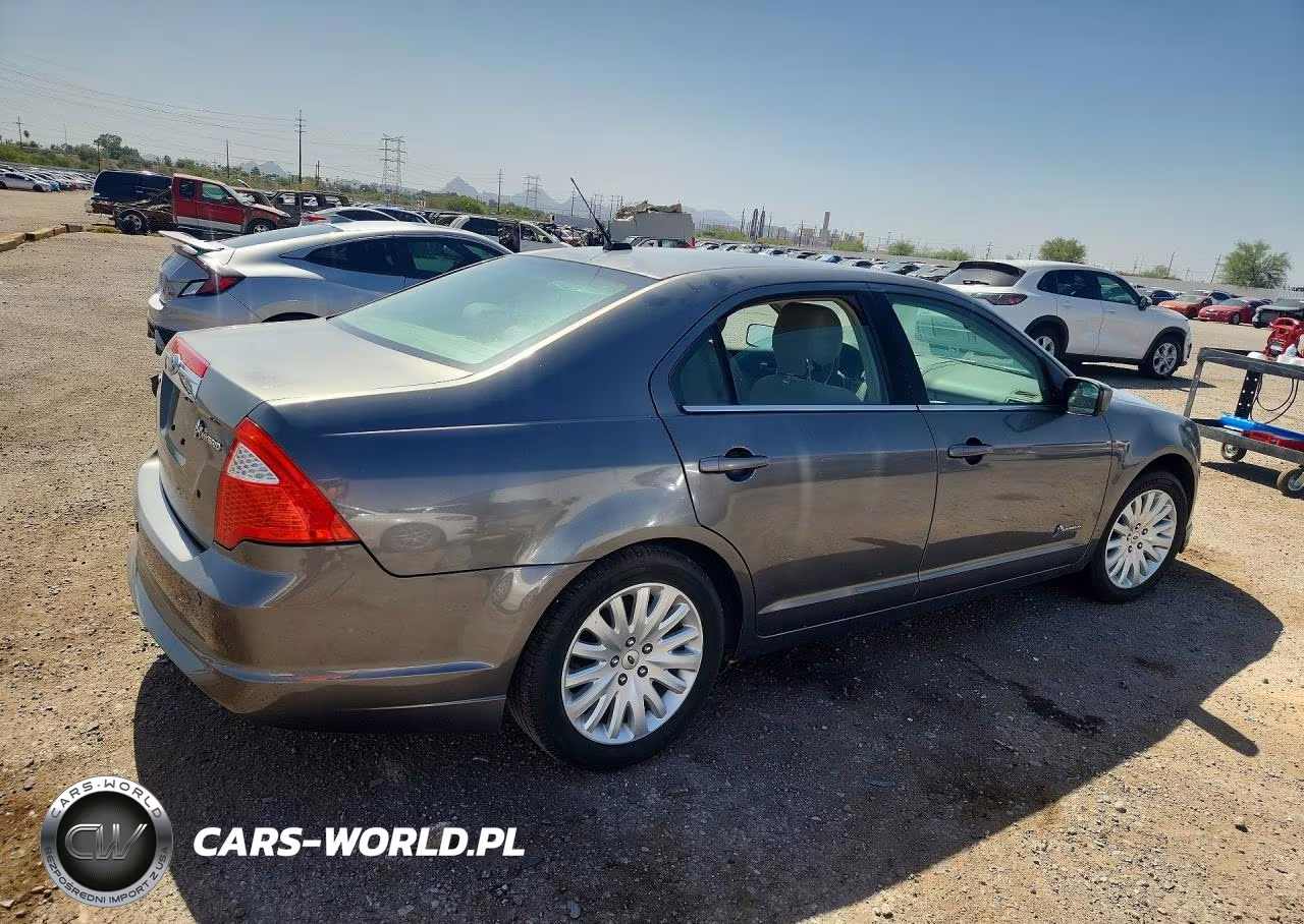 2010 Ford Fusion Hybrid VIN:3FADP0L38AR193718 - 3