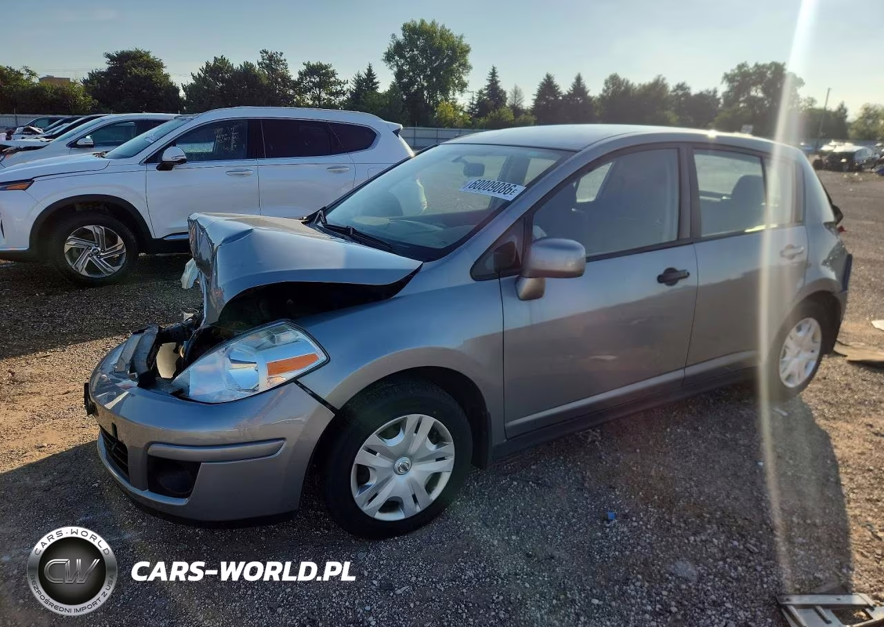 2011 Nissan Versa S