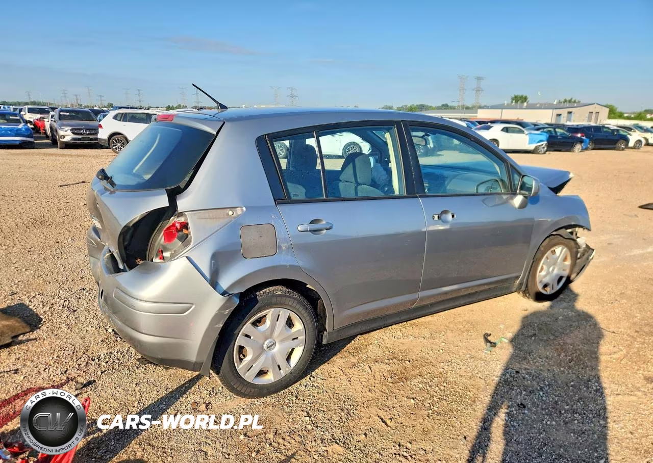 2011 Nissan Versa S VIN:3N1BC1CP7BL491643 - 3