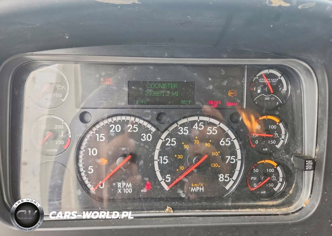 2022 Freightliner Business Class M2 Curtain Side Truck VIN:3ALHCYFE5NDMV0404 - 9