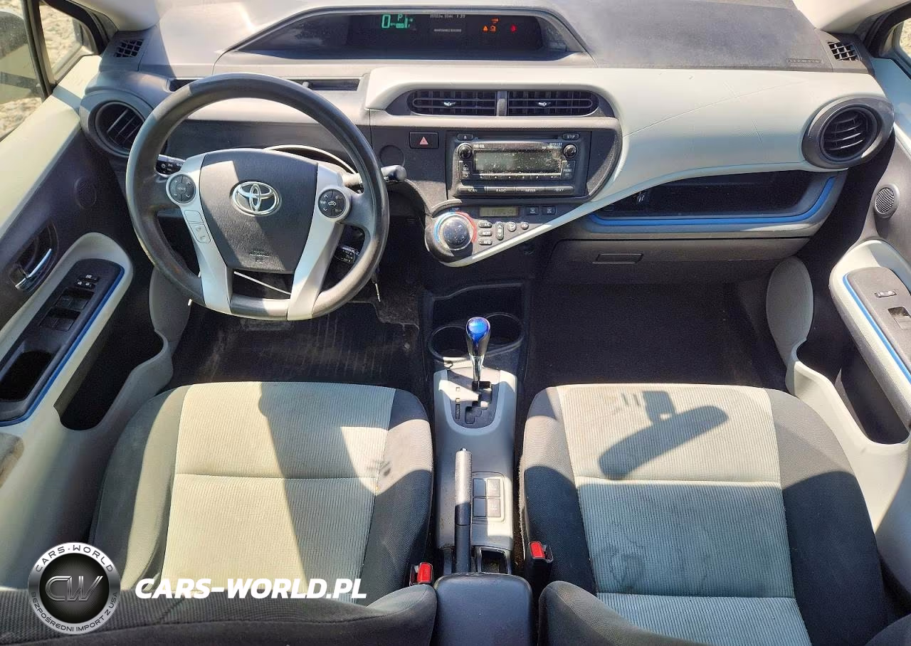 2012 Toyota Prius C Two VIN:JTDKDTB3XC1511168 - 8