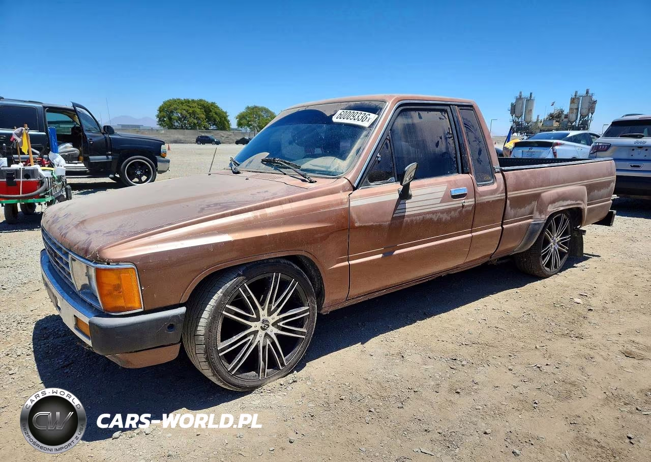1986 Toyota Pickup Xtracab Rn56 Sr5