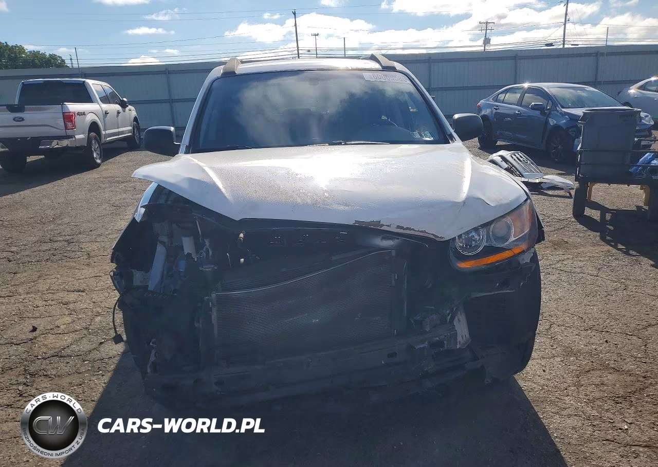 2010 Hyundai Santa Fe Gls VIN:5NMSGDAB5AH345747 - 5