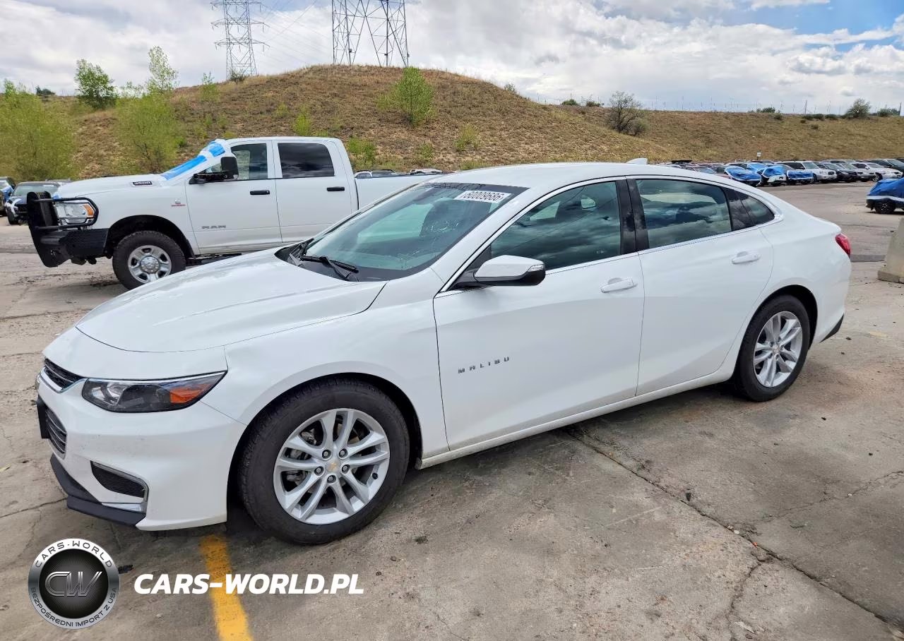 2017 Chevrolet Malibu Lt – zdjęcie 1 z 12