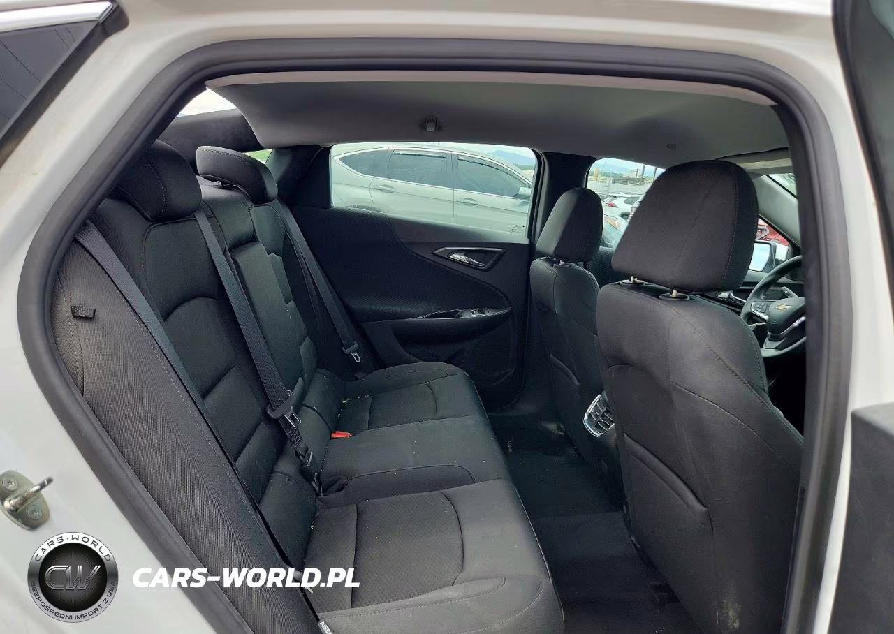 2017 Chevrolet Malibu Lt VIN:1G1ZE5ST9HF119390 - 10