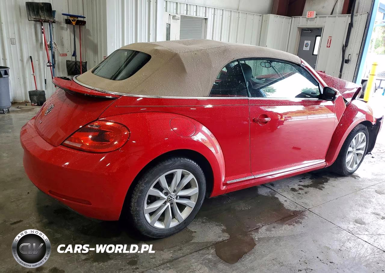 2013 Volkswagen Beetle VIN:3VW6L7AT2DM823192 - 3