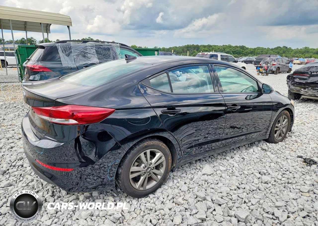 2018 Hyundai Elantra Sel VIN:5NPD84LF5JH232602 - 3