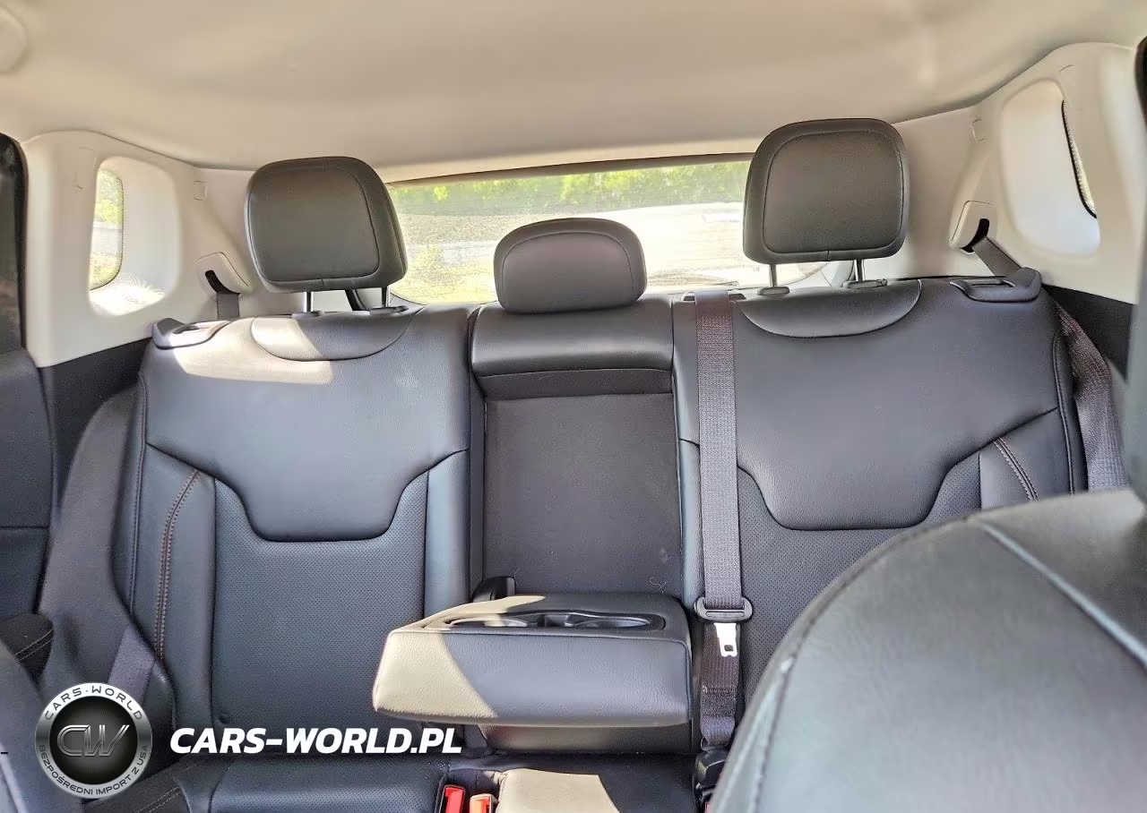 2019 Jeep Compass Limited VIN:3C4NJDCB1KT842262 - 10