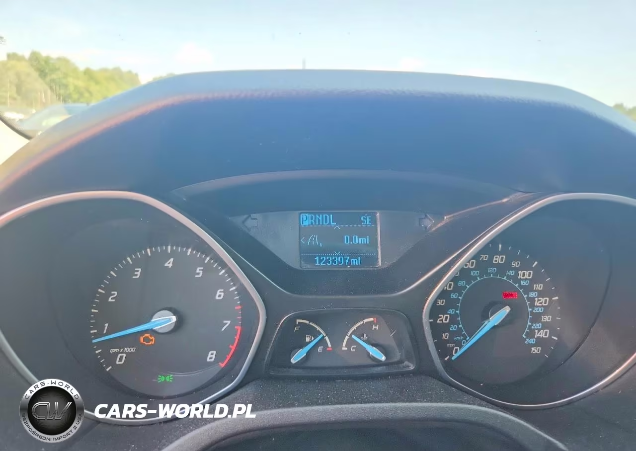 2012 Ford Focus Se VIN:1FAHP3F20CL411397 - 9