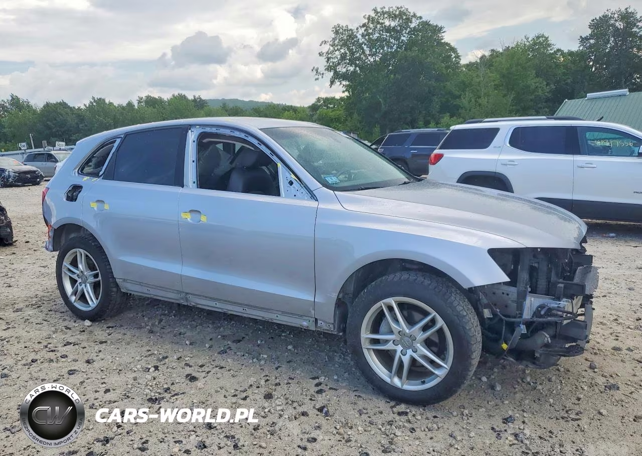 2016 Audi Q5 Premium Plus VIN:WA1L2AFP3GA030349 - 4