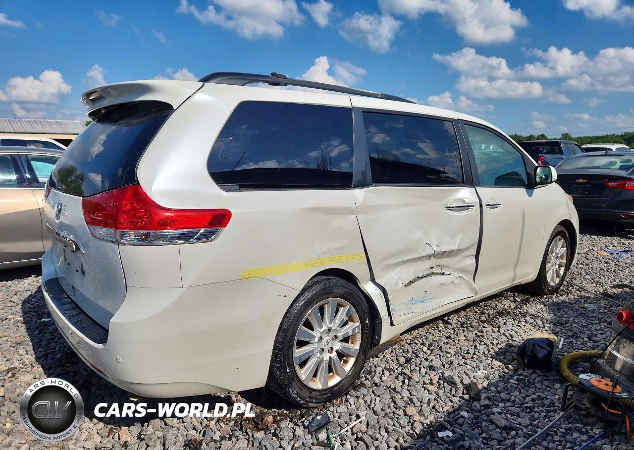 2011 Toyota Sienna Limited 7-Passenger VIN:5TDYK3DC8BS151932 - 3