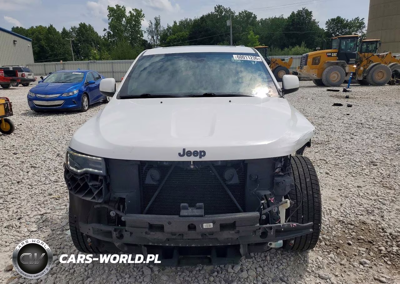 2020 Jeep Grand Cherokee Laredo VIN:1C4RJFAG6LC313981 - 5