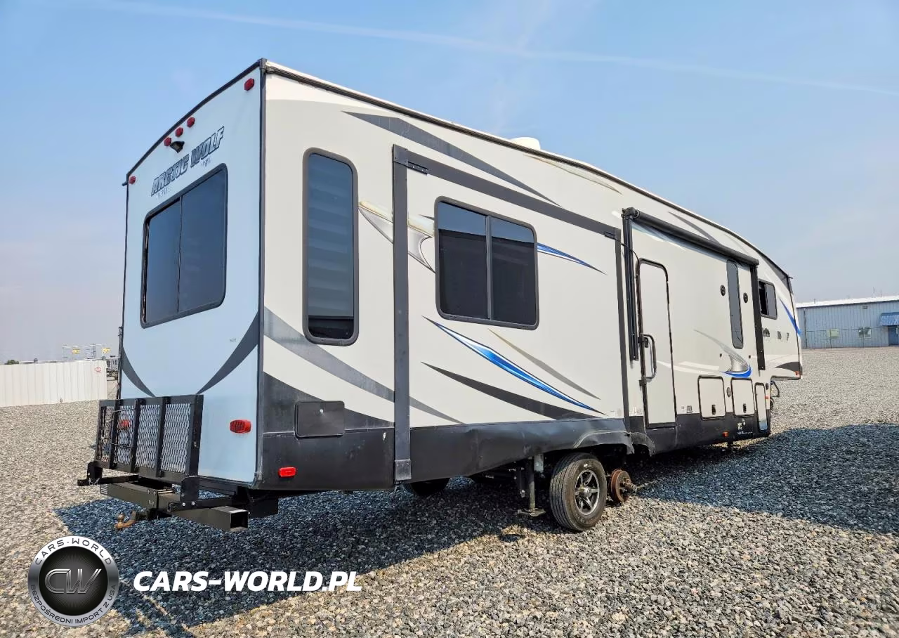2020 Forest River Arctic Wolf Camper VIN:5ZT3CKVB2L0704567 - 4