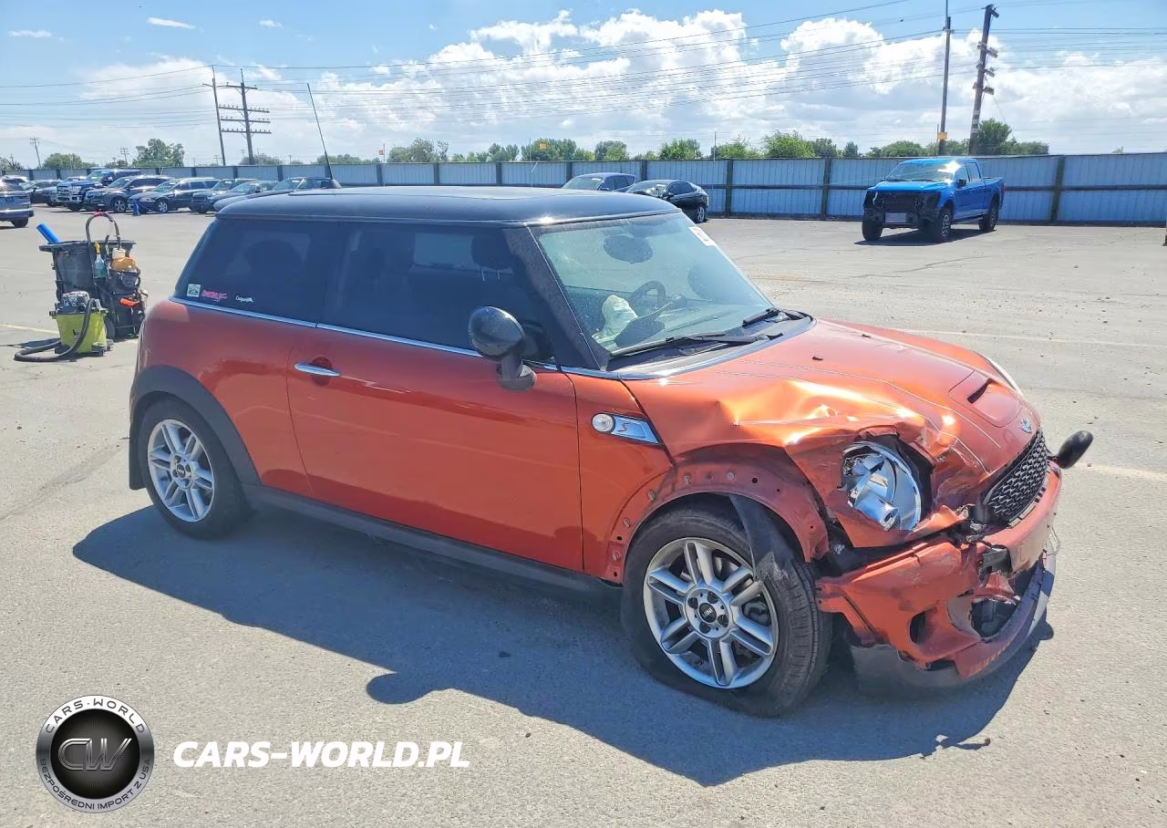 2011 Mini Cooper S VIN:WMWSV3C53BTY12832 - 4