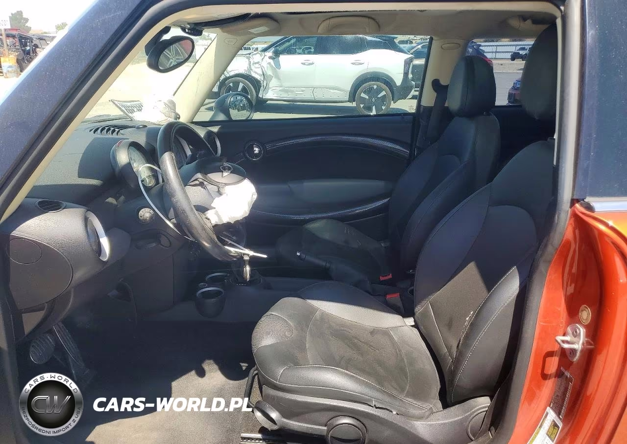 2011 Mini Cooper S VIN:WMWSV3C53BTY12832 - 7