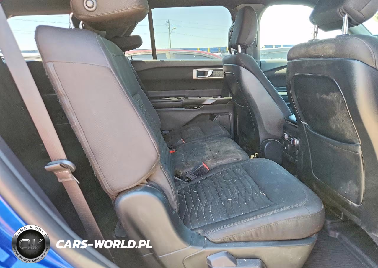 2020 Ford Explorer Xlt VIN:1FMSK8DH1LGB13576 - 11