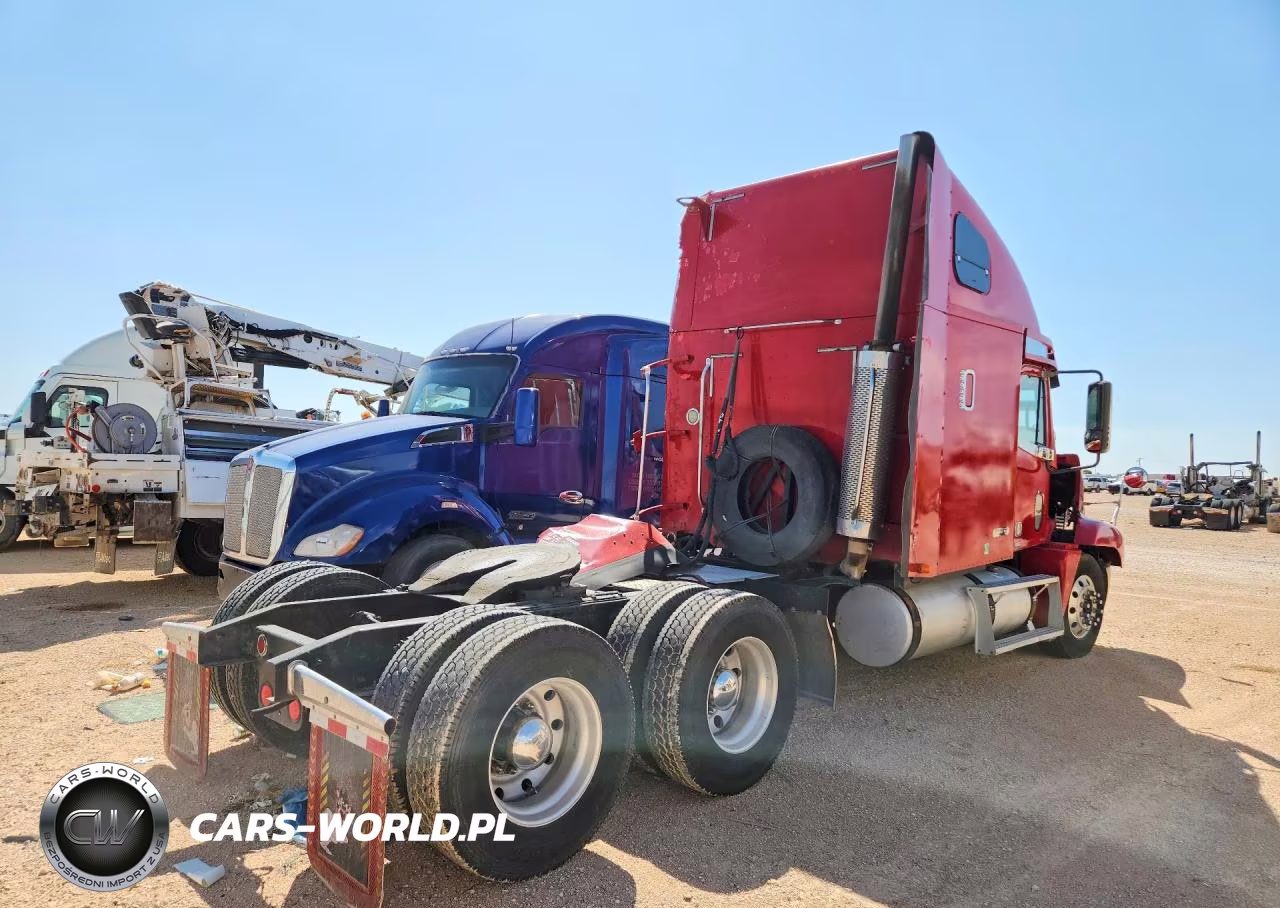 2001 Freightliner Cst120 Semi Truck VIN:1FUYSSEB81LG36700 - 3