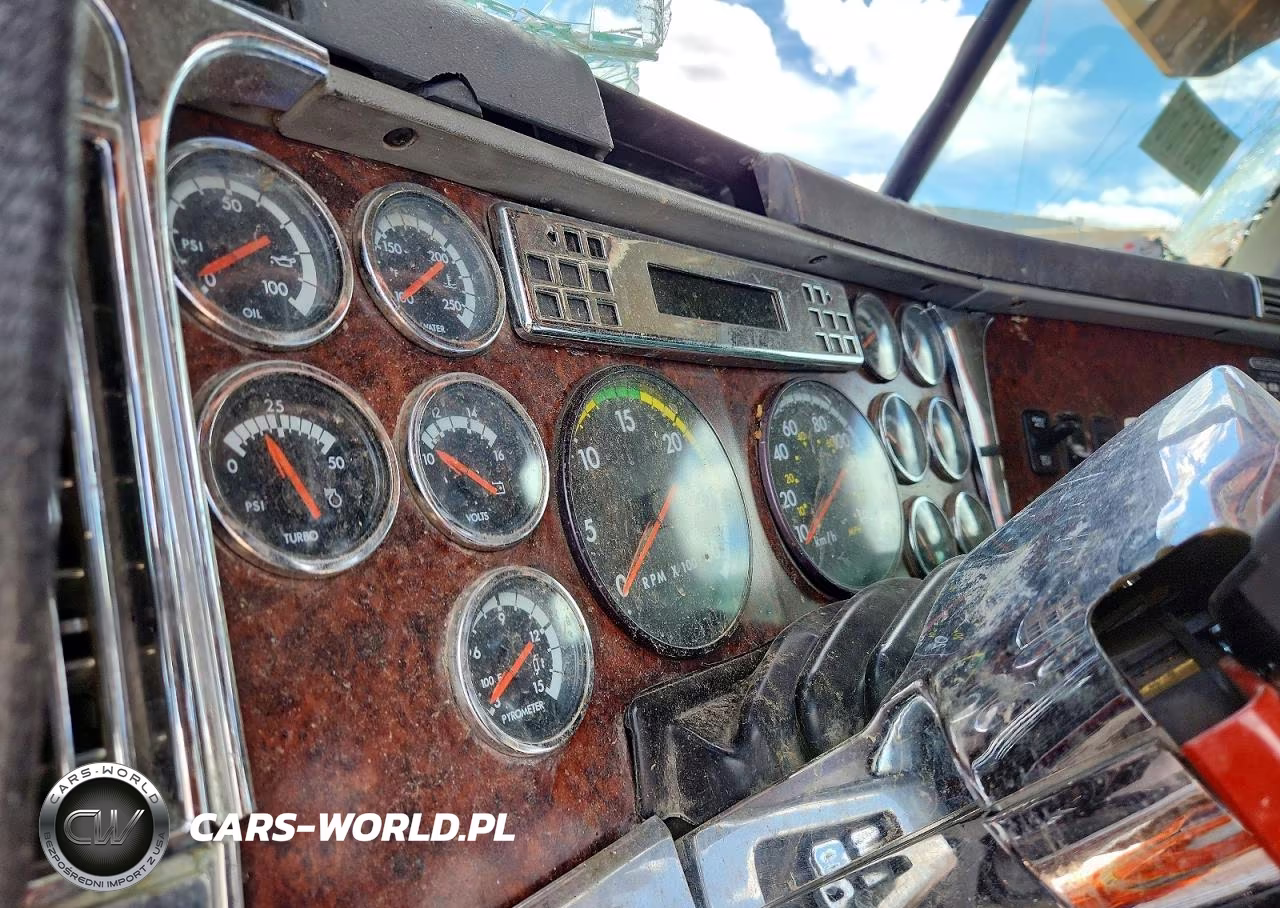 2001 Freightliner Cst120 Semi Truck VIN:1FUYSSEB81LG36700 - 9